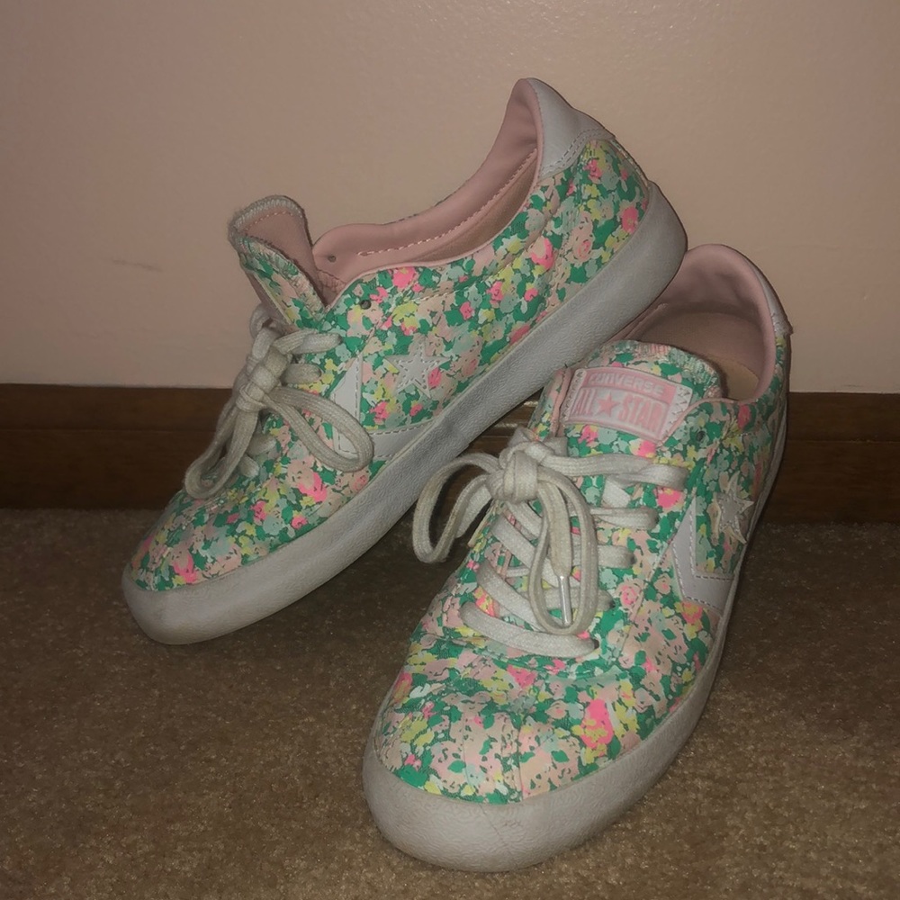 Floral Patterned All Star Converse